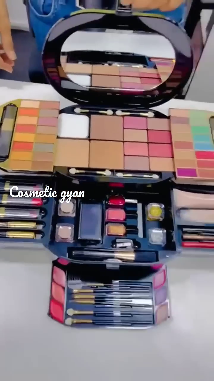 Explore the Ultimate Beauty Collection – All-in-One Makeup Kit with Vibrant Shades, Lipsticks, Brushes, and More