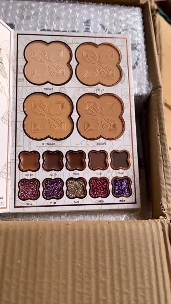 5-in-1 Makeup Kit Palette Notebook with Eyeshadow, Blush, Highlighter, Lip Colors and Compact Powder, Portable All-in-One Travel Friendly Cosmetic Set