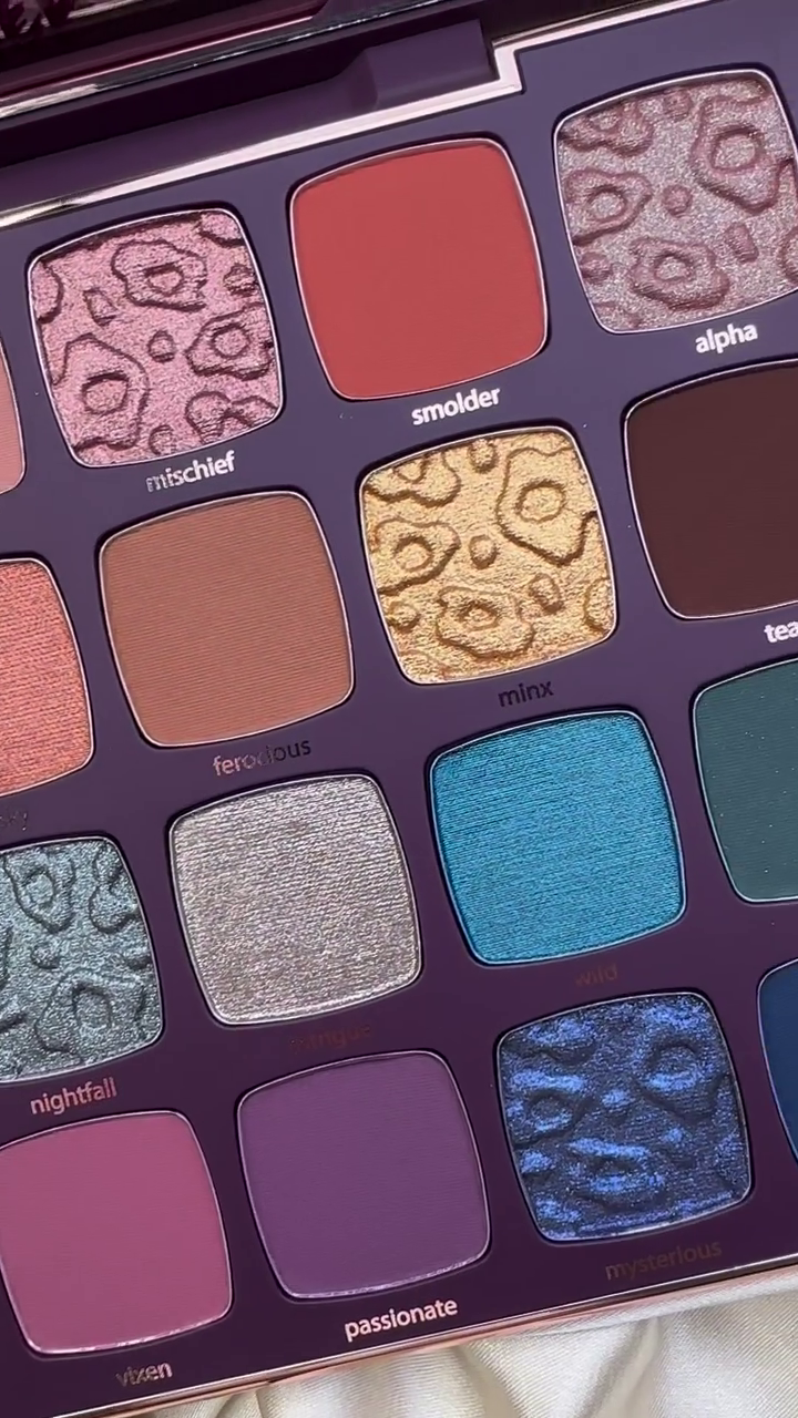 After Dark Eyeshadow Palette with 24 Highly Pigmented Matte, Shimmer and Metallic Shades – Blendable Long Lasting Neutral, Bold and Smoky Colors for Day to Night Eye Makeup Looks