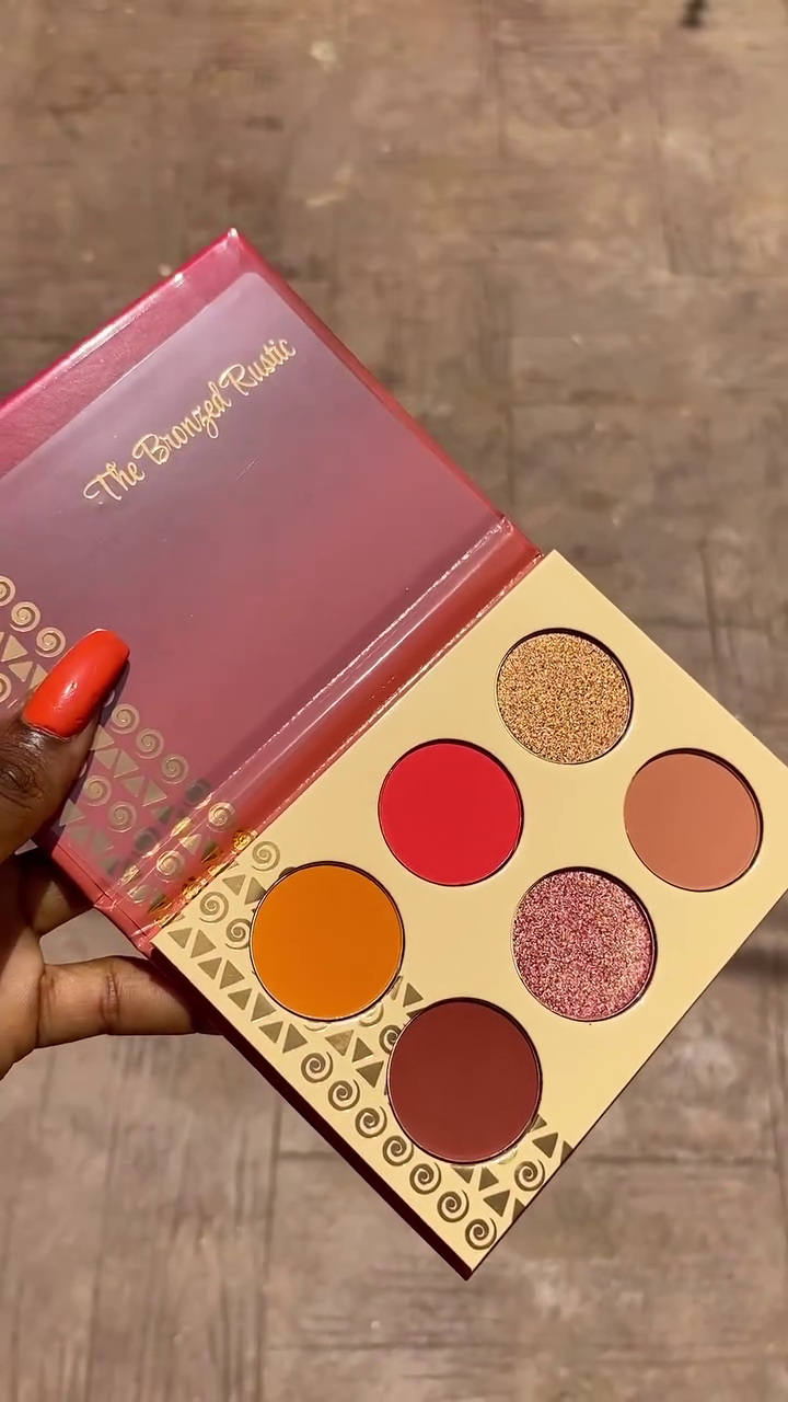 Vibrant 6-Shade Eyeshadow Palette in Bold Reds, Oranges, and Shimmering Golds, Perfect for Bold and Glamorous Eye Looks