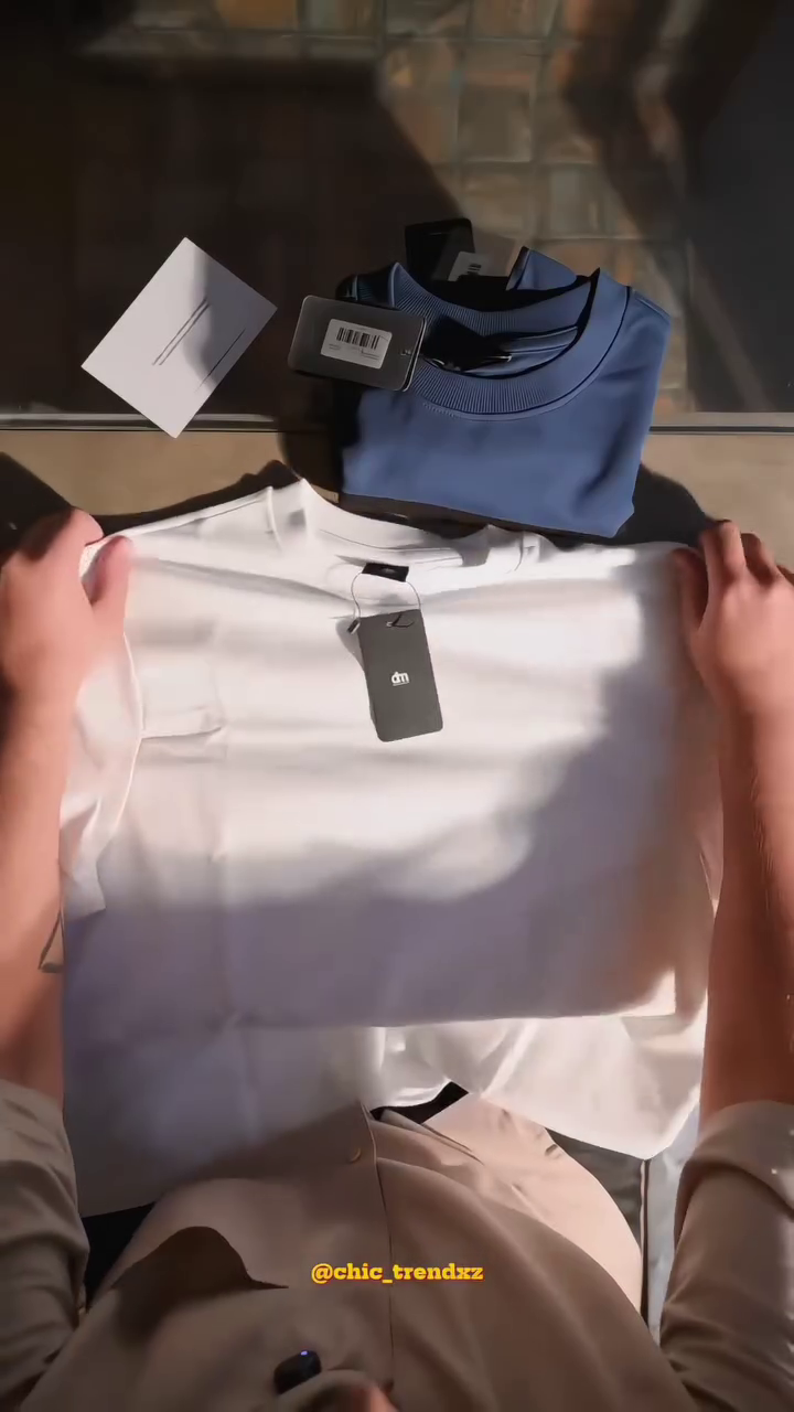 T-Shirt Duo – Classic White and Cool Blue Premium Cotton Tees for Effortless Everyday Style