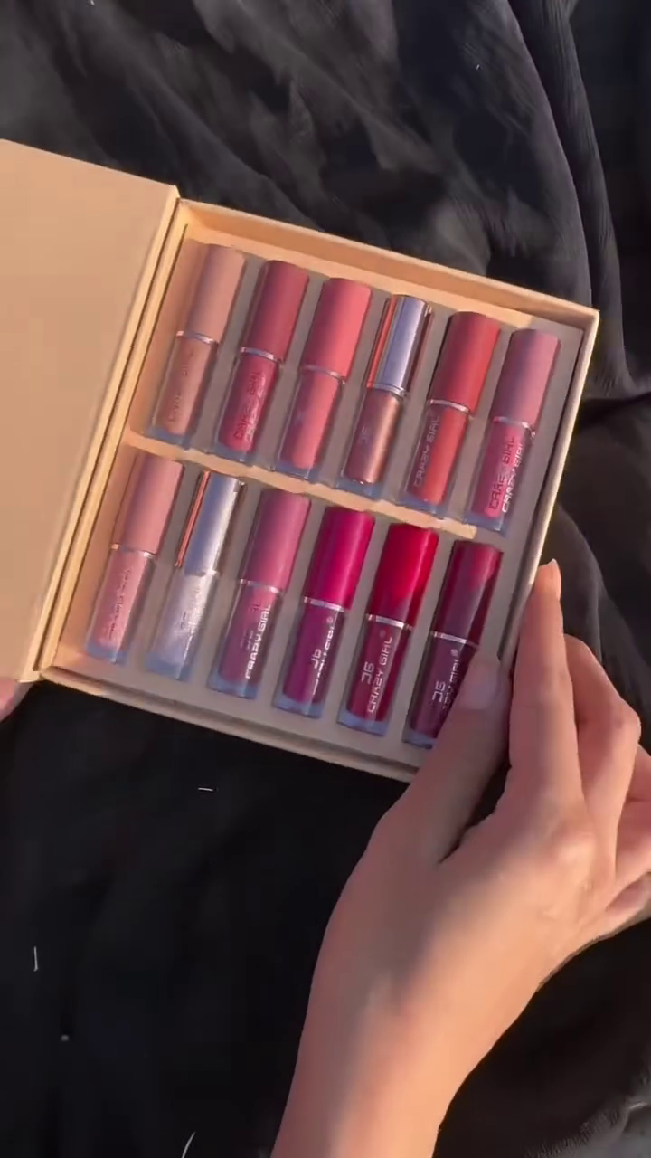Luxury Lip Gloss Gift Set – Collection of 12 Mini Liquid Lipsticks in Matte and Glossy Finishes, Featuring a Wide Range of Nude, Pink, Red, and Bold Shades, Perfect for Everyday Wear, Travel, and Gifting