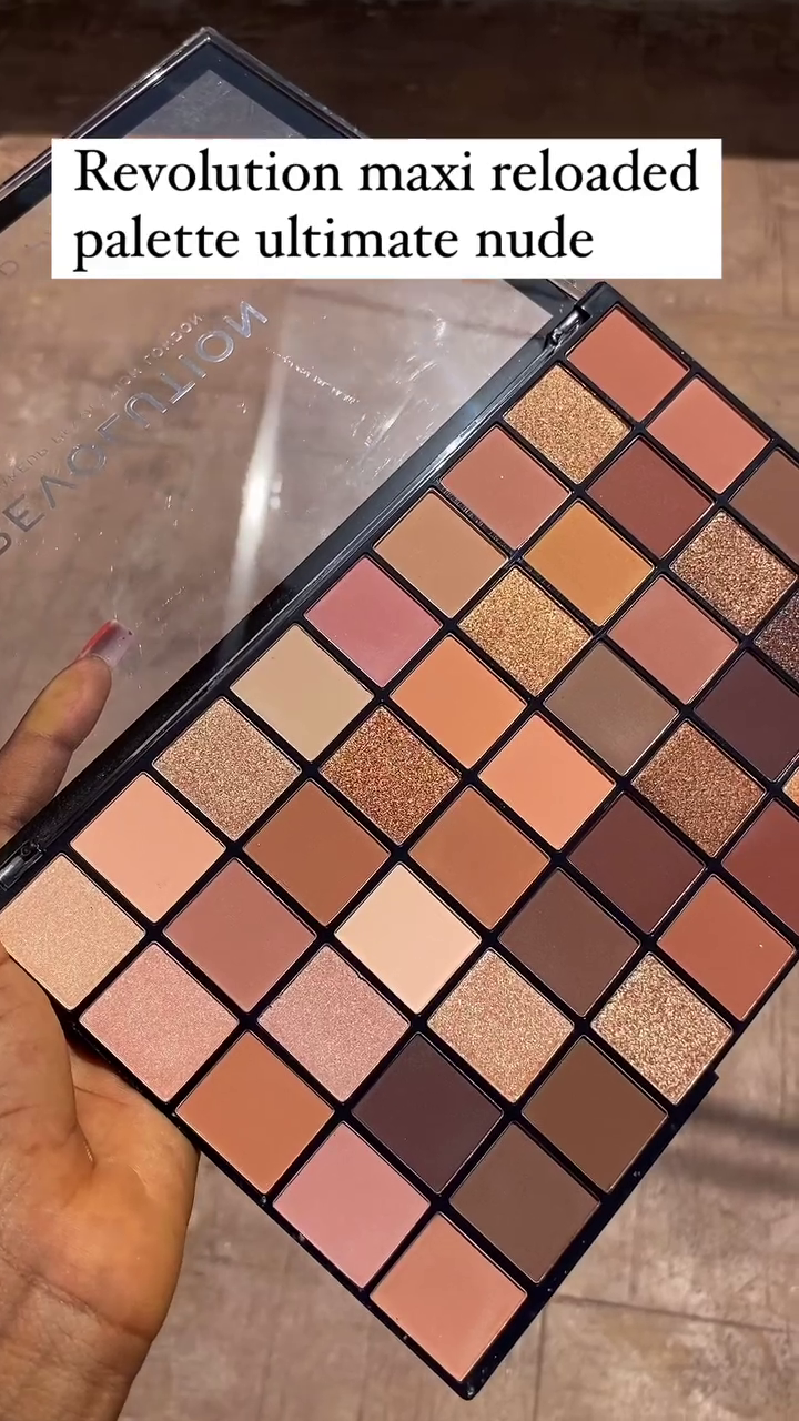 Revolution Maxi Reloaded Ultimate Nude Eyeshadow Palette with 35 Matte and Shimmer Shades, Perfect for Natural and Glamorous Eye Looks