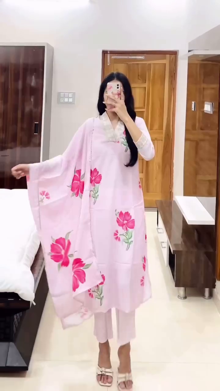 Embroidered Anarkali Set with Pink and Gold Floral Design, Featuring a Matching Dupatta for a Classic Traditional Look