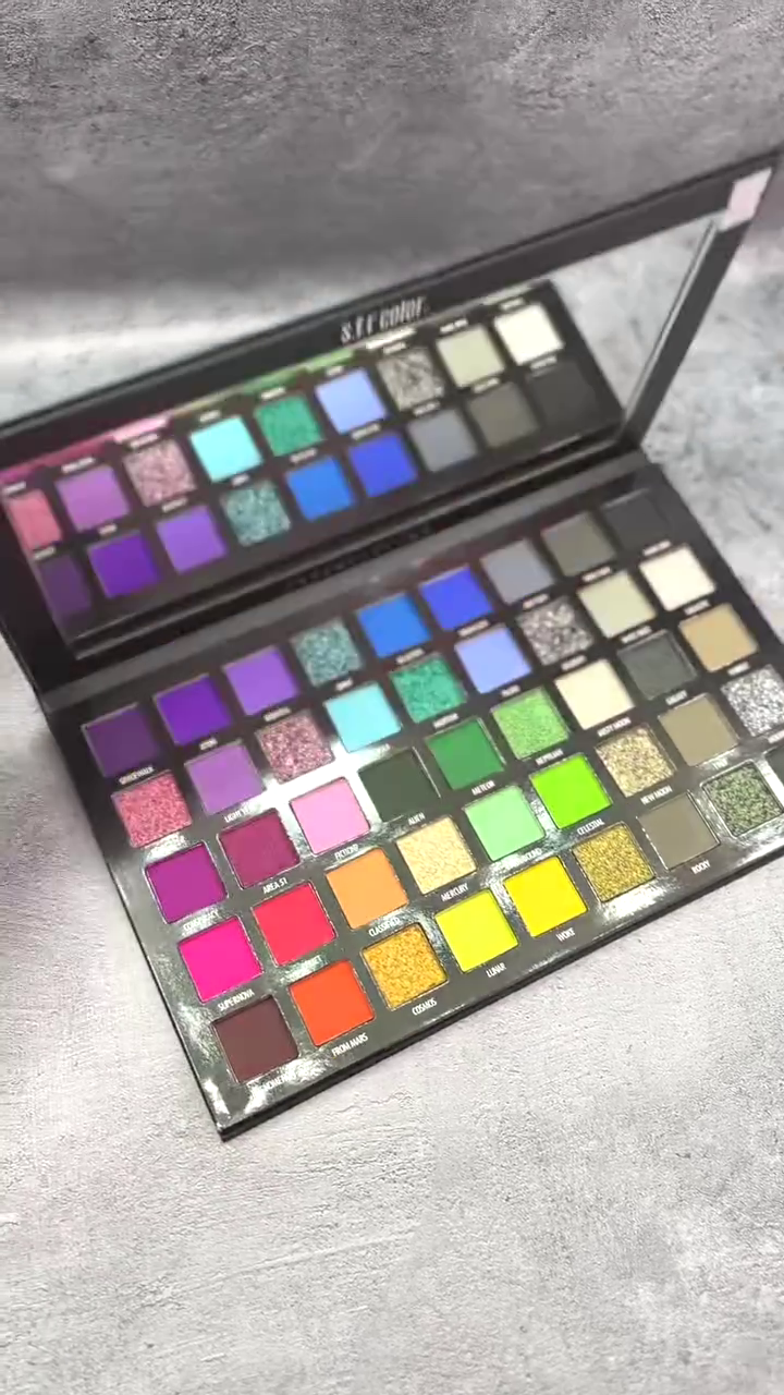 Vibrant and Bold 35-Color Eyeshadow Palette – Featuring Rich Matte, Shimmer, and Glitter Shades in Purple, Blue, Green, Yellow, and Pink for Stunning Eye Creations