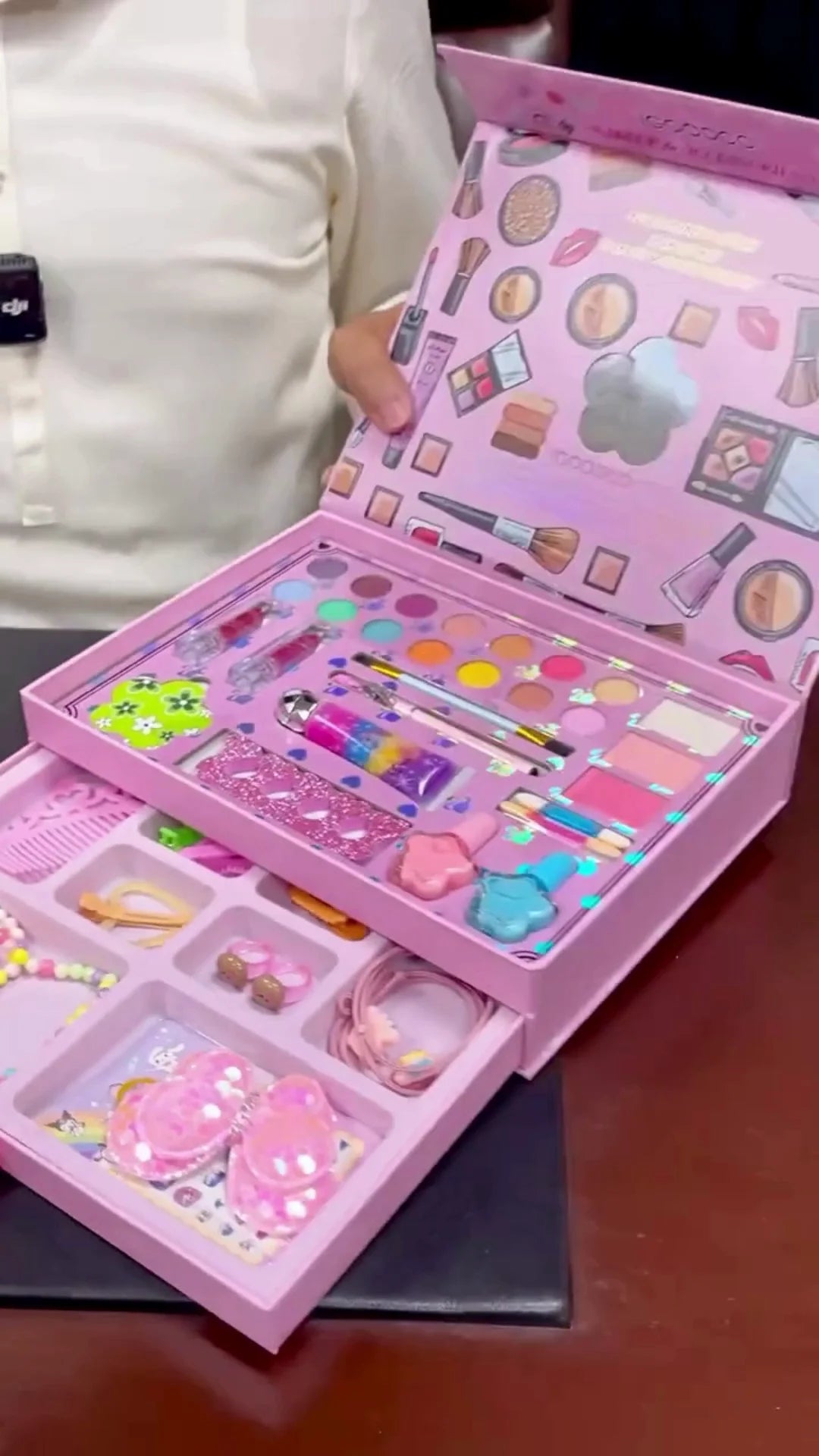 All-in-One Makeup Gift Box with Eyeshadow Palettes, Lipsticks, Lip Gloss, Blush, Brushes, Nail Accessories & Beauty Essentials – Fun Cosmetic Kit for Girls, Beginners, Daily Use, Parties & Gifting