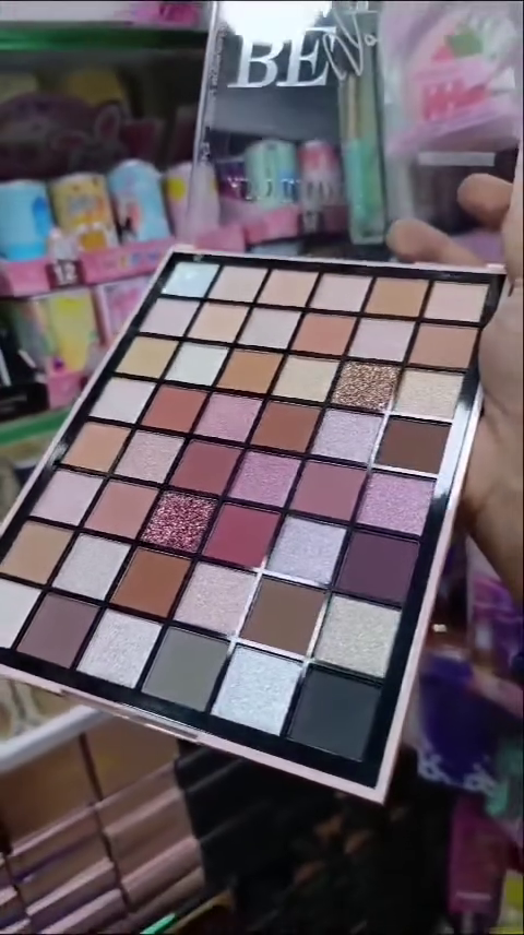 BE Professional 63-Color Eyeshadow Palette – Featuring a Stunning Mix of Matte, Shimmer, and Glitter Shades in Warm Neutrals, Rosy Pinks, Bold Mauves, and Smoky Tones