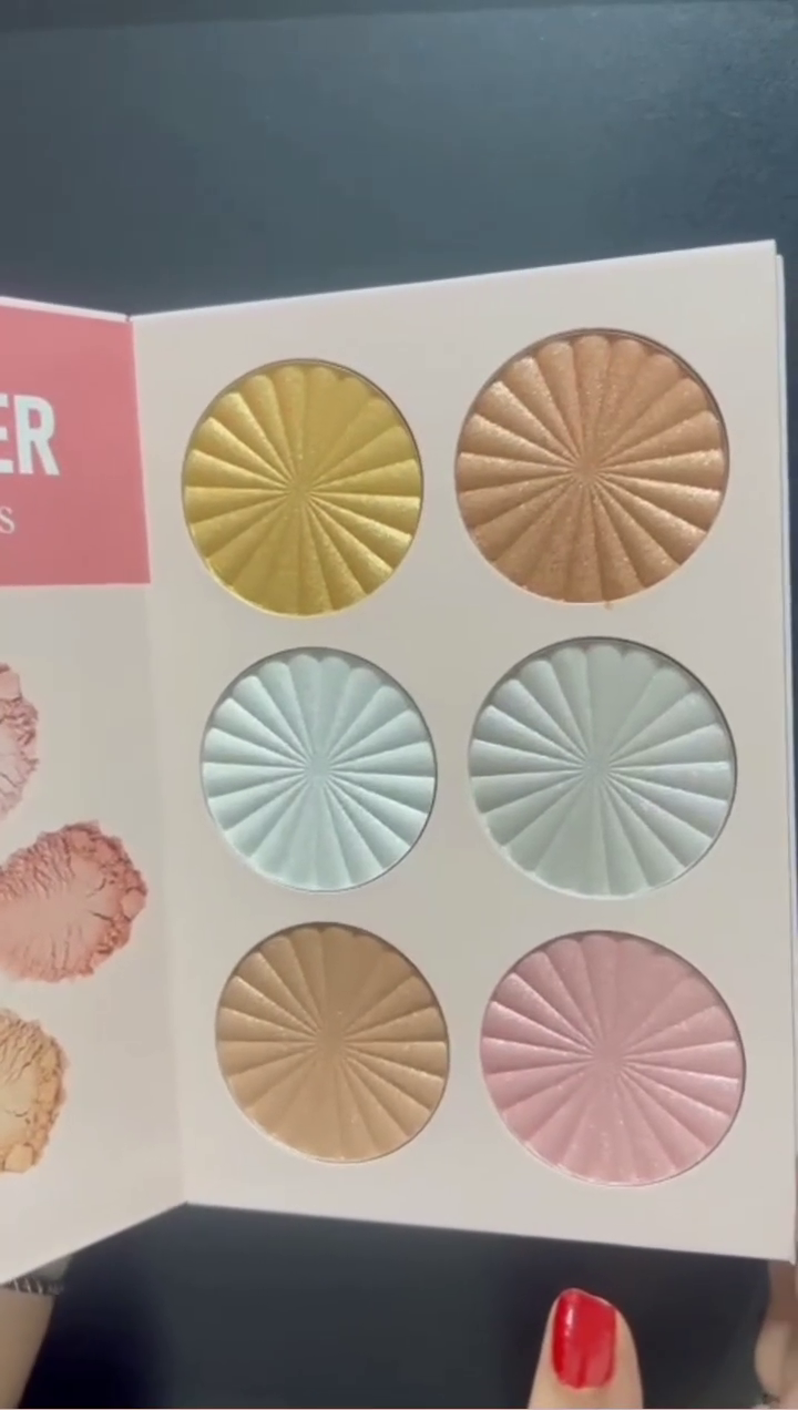 All-in-One Professional Makeup Book with 25 Vibrant Eyeshadow Shades & 6 Radiant Highlighters – Matte, Shimmer & Glitter Finishes – Blendable, Long-Lasting, Highly Pigmented Palette for Eye & Face Looks