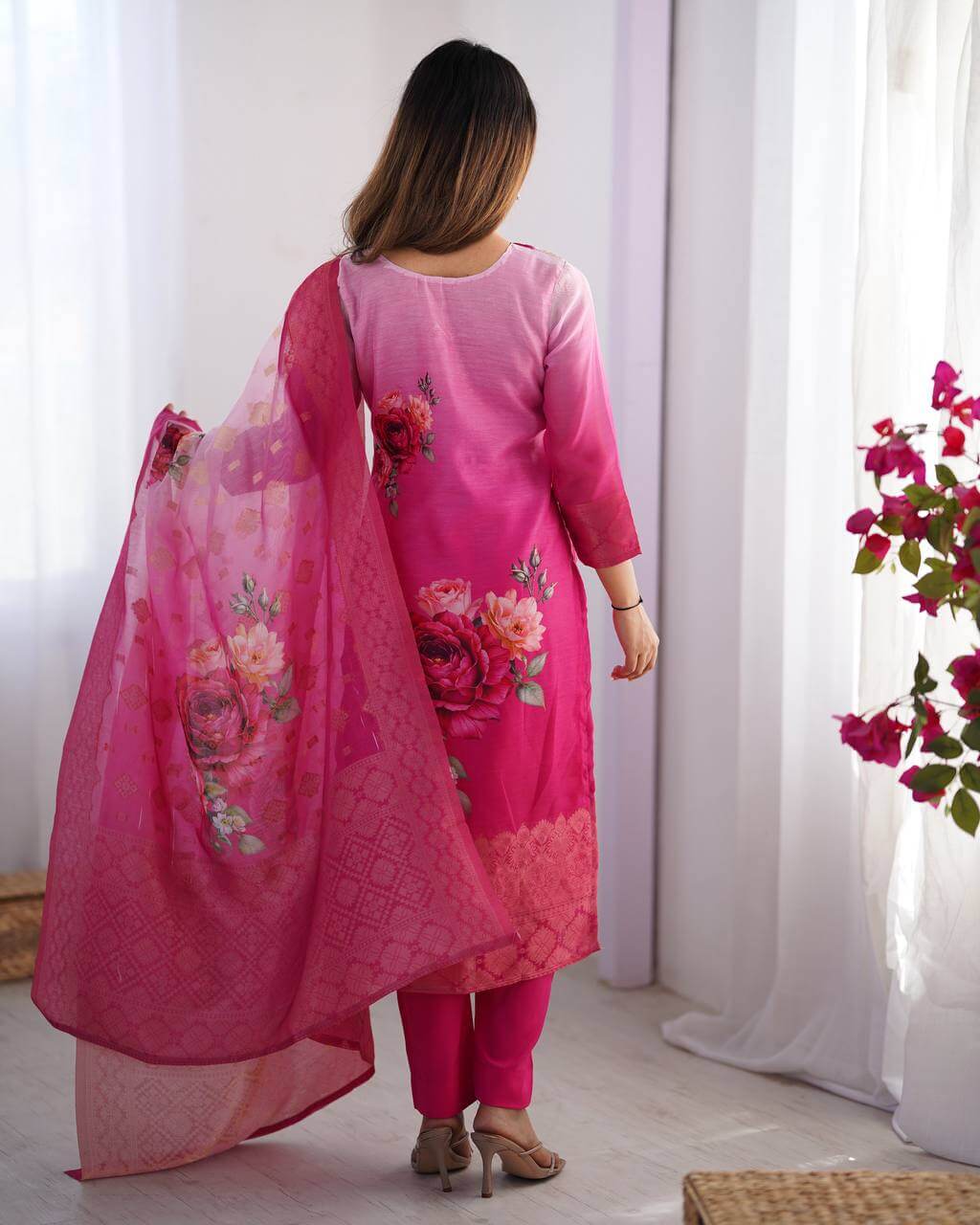 Women Floral Printed Regular Chanderi Silk Kurta with Trousers & With Dupatta