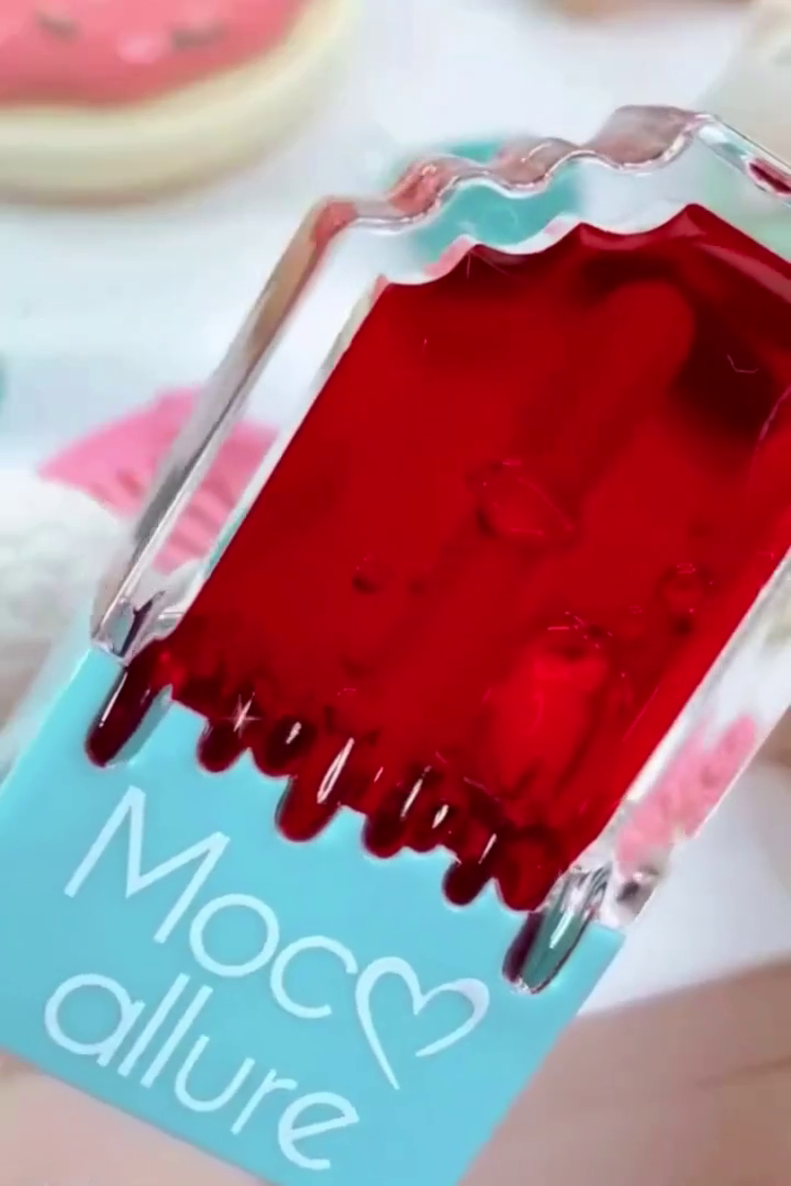 Ice Cream-Inspired Lip Tint – Cute Bite-Top Red Glossy Lip Stain with Hydrating Formula in a Playful Popsicle-Shaped Tube for Juicy, Long-Lasting Color