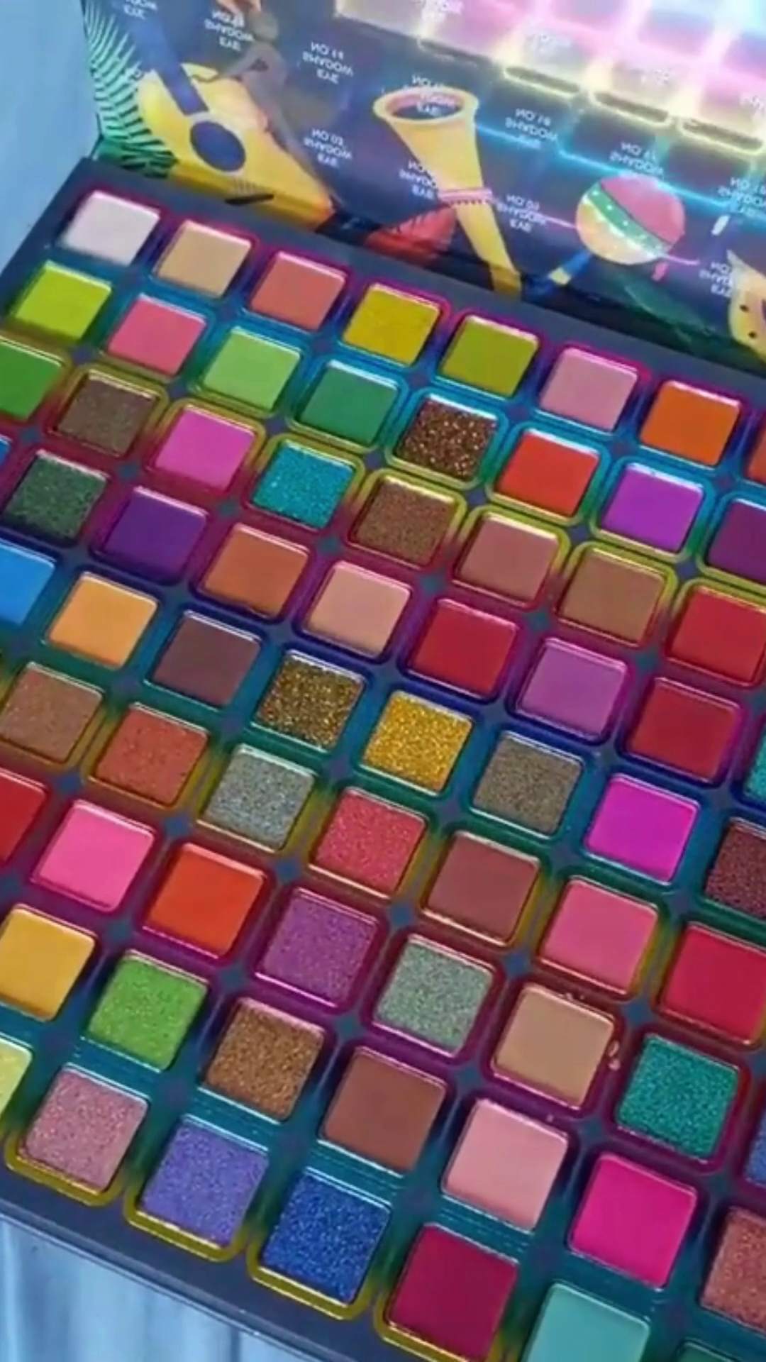 Rainbow Colorful Eyeshadow Palette – 72 Vibrant Pigmented Shades with Matte, Shimmer, and Glitter Finishes for Bold and Creative Eye Looks
