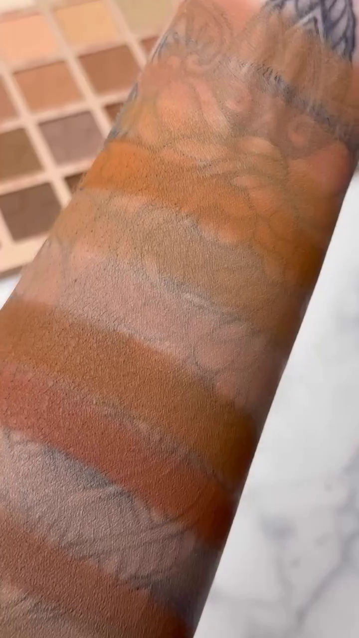 Jeffree Star Cosmetics Matte Eyeshadow Palette – 24 Bold Neutral Shades for a Perfect Smoky Eye Look