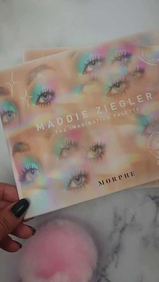 21-Color Rainbow Eyeshadow Palette – Matte & Shimmer Mix with Embossed Designs