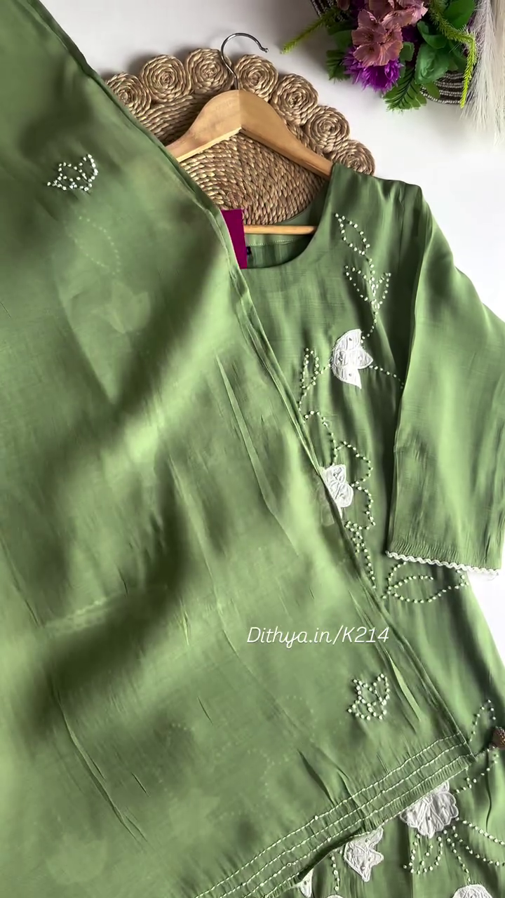 Elegant Green Embroidered Kurta Set with Matching Bottoms and Chiffon Dupatta, Perfect for Casual and Semi-Formal Occasions