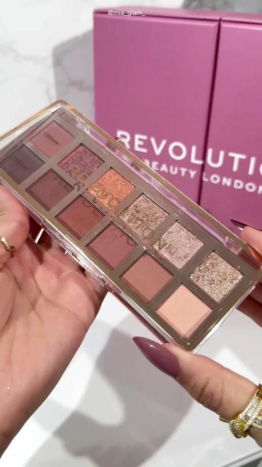 Glamorous 12-Piece Eyeshadow Palette with Rich Matte and Shimmer Shades – Perfect for Everyday and Evening Looks with Velvety Smooth Application and High Pigmentation