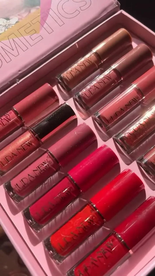 Glamorous All-in-One Makeup Kit – Trendy Cosmetic Collection for Women