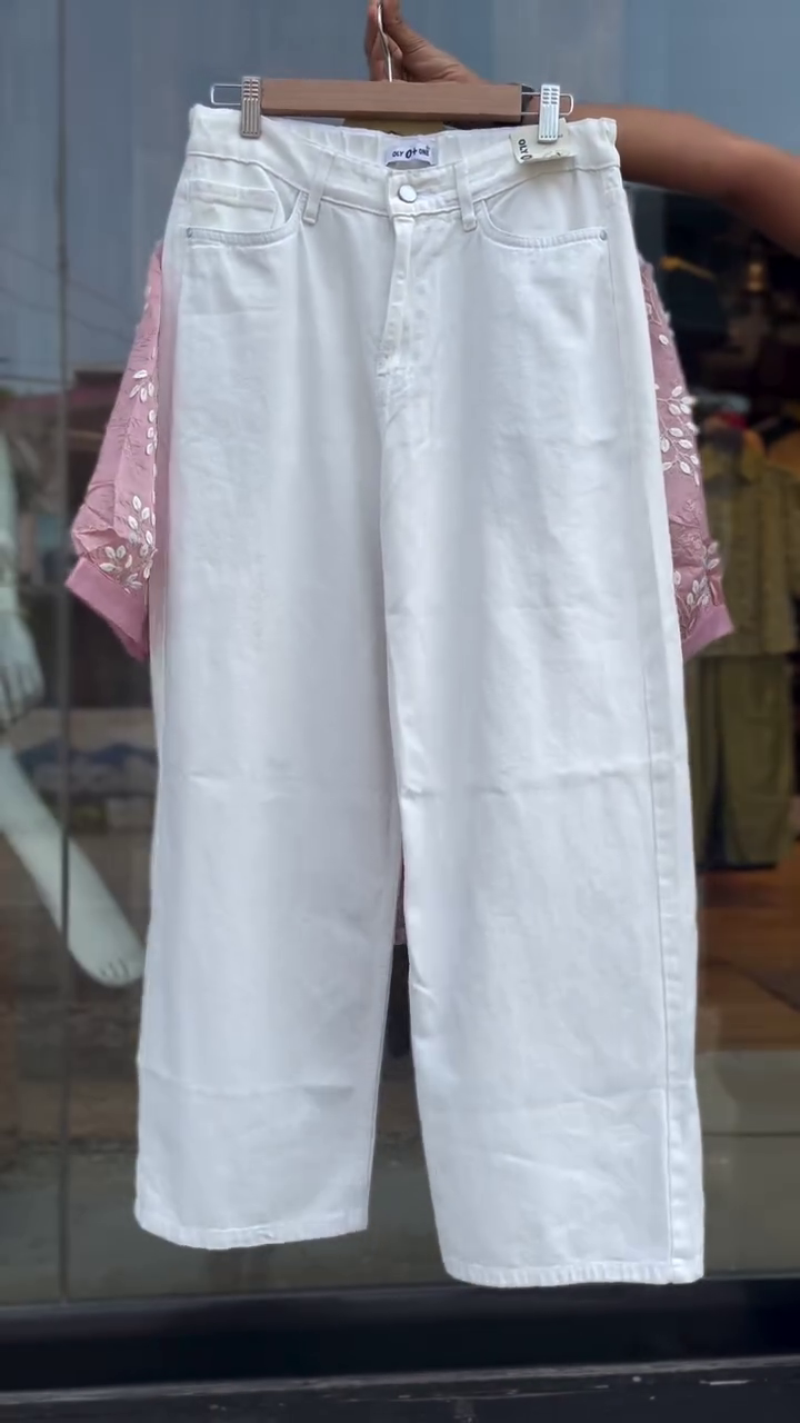 Pink Embroidered Floral Top with Button Detail and White Cropped Pants Set for Women