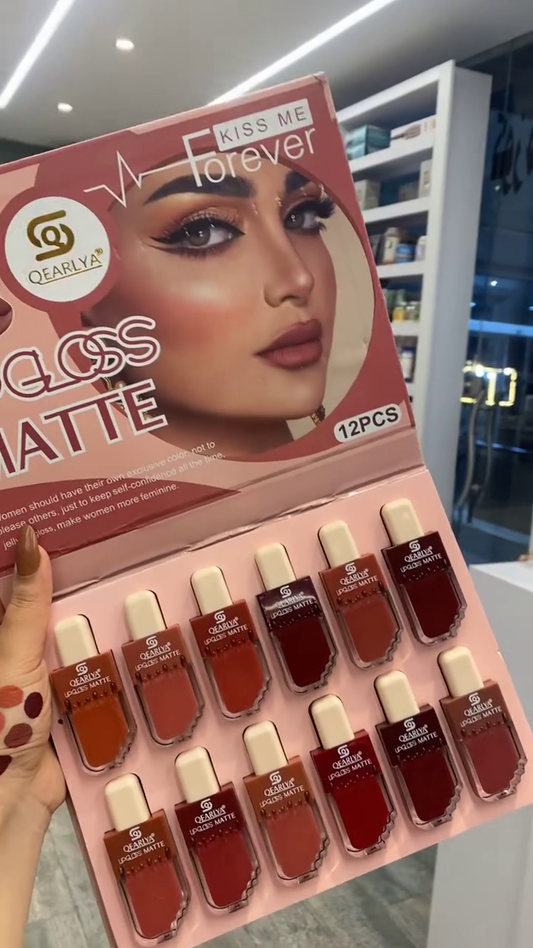 12-Piece Lip Gloss Matte Set Featuring Stunning Shades from Nude to Bold Reds – Perfect for Long-Lasting, Smooth Finish with Rich Pigmentation