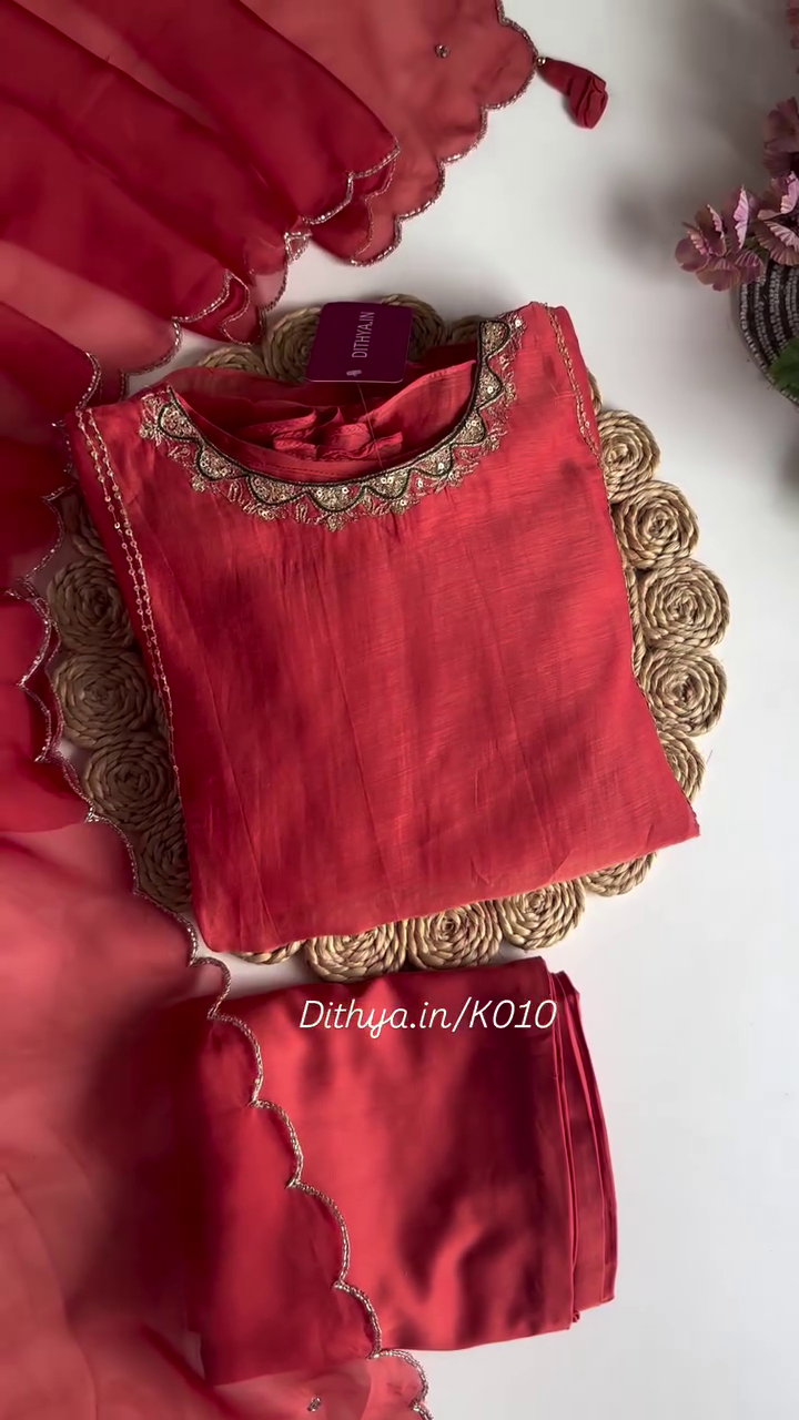 Red Embroidered Kurta Set with Intricate Detailing and Scalloped Edged Dupatta for a Perfect Traditional Look