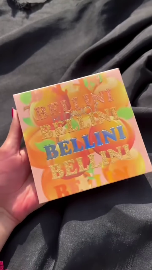 HUDAMOJI Peach-Themed Blush & Highlighter Palette – 6-in-1 Face Makeup Kit Featuring Warm Peachy Shades Including Georgia Peach, Just Peachy, Peachy Keen