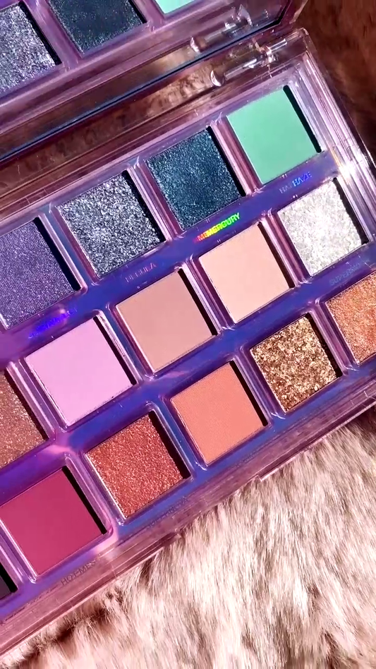 Purple and Rose Gold Eyeshadow Palette – 16 Rich Pigmented Shades with Mattes, Shimmers, and Glitters for Stunning Eye Looks