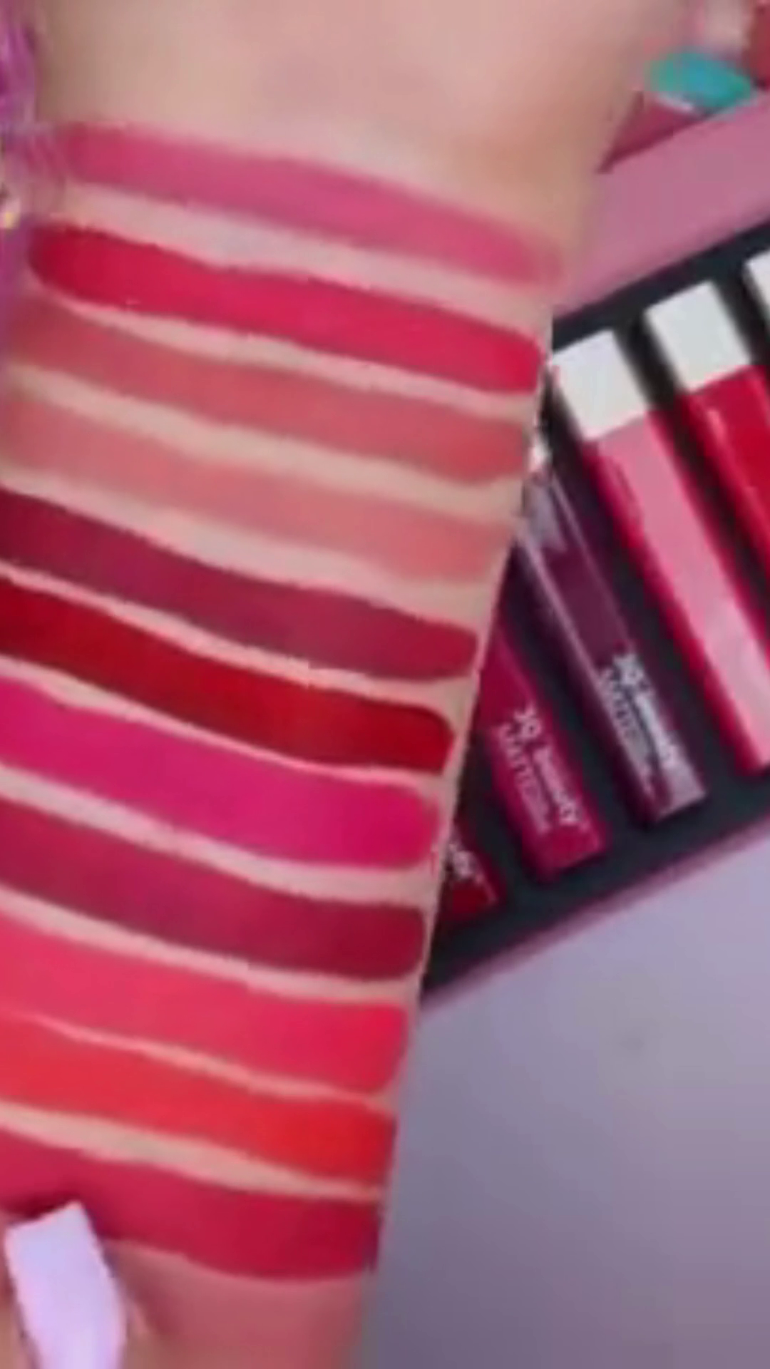12 Vibrant Liquid Lipstick Shades Set with Smooth Texture and Rich Pigmentation, Long-lasting Wear for Stunning Lips
