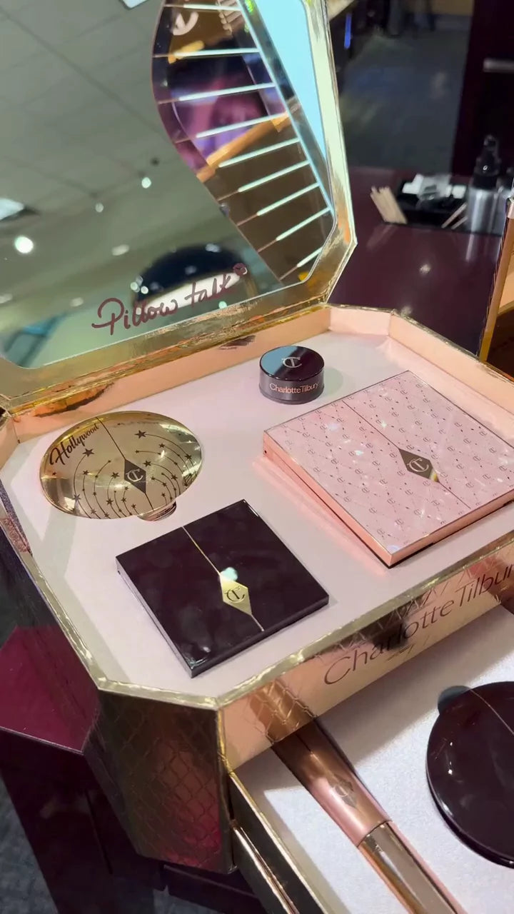 Luxury Pink Glow Makeup Set – Complete Face & Eye Collection with Blush, Highlighter, Eyeshadow Quad, Lip & Complexion Essentials in Rose Gold Vanity Box