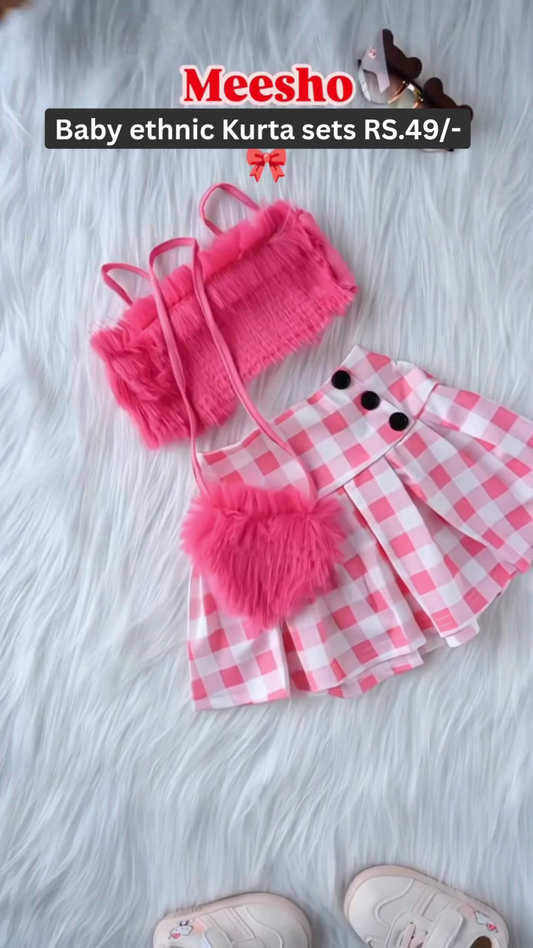 Stylish Baby Green Top and White Pom-Pom Shorts Set – Comfortable Summer Outfit for Girls