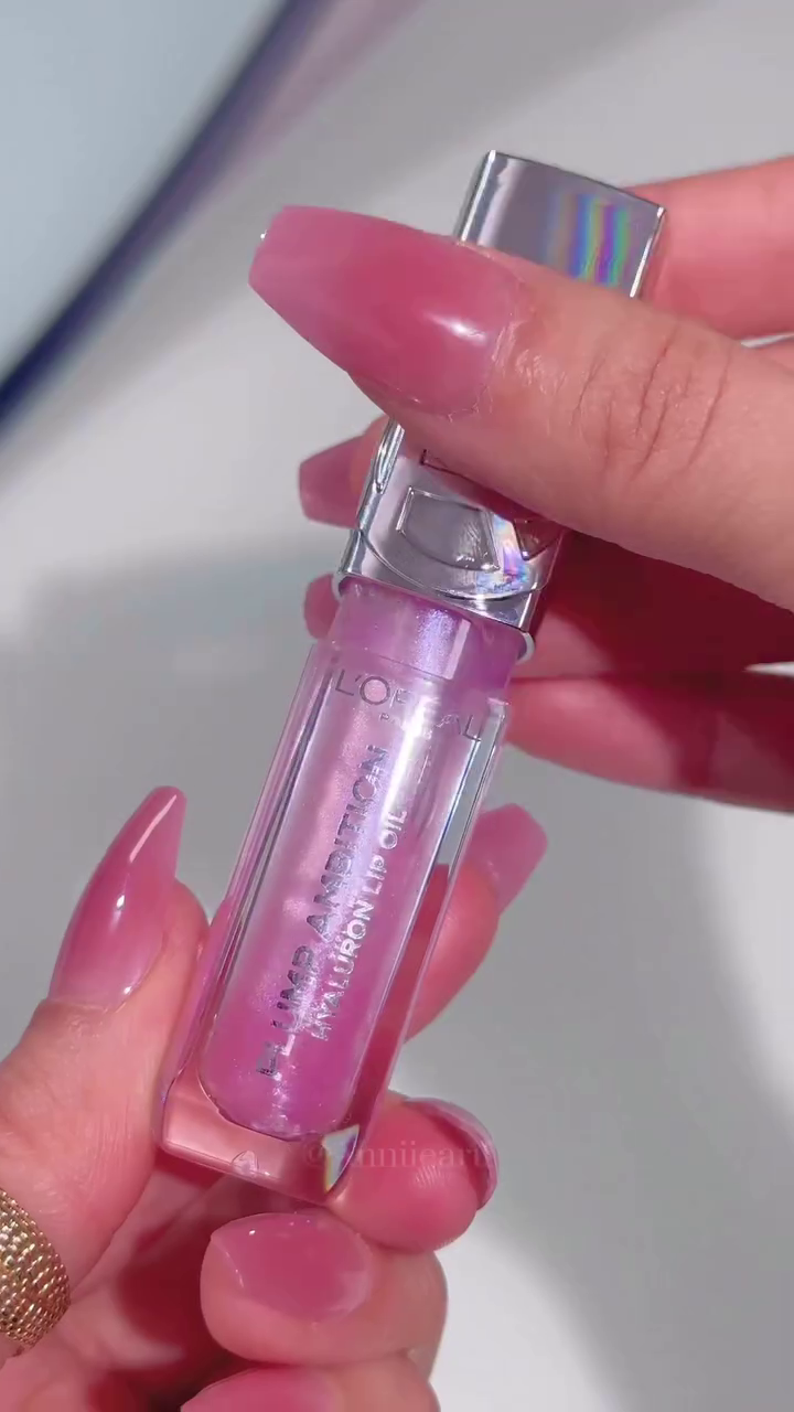 Paris Plump Ambition Hyaluronic Lip Oil – Ultra-Nourishing, High-Shine Tinted Lip Treatment with Hyaluronic Acid for Hydrated, Fuller-Looking Lips in a Variety of Glossy, Radiant Shades