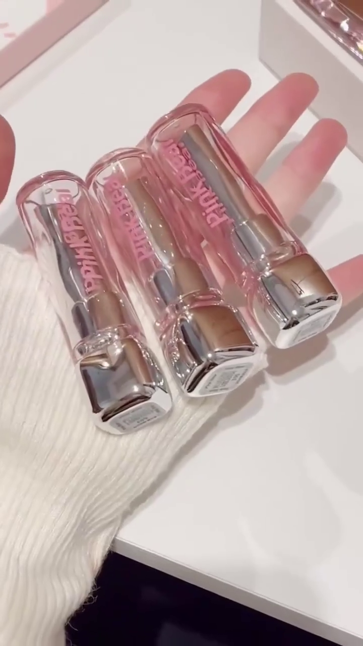 Hydrating Glossy Lip Balm Lipstick in a Rosy Pink Shade with Smooth, Sheer Finish and Nourishing Formula