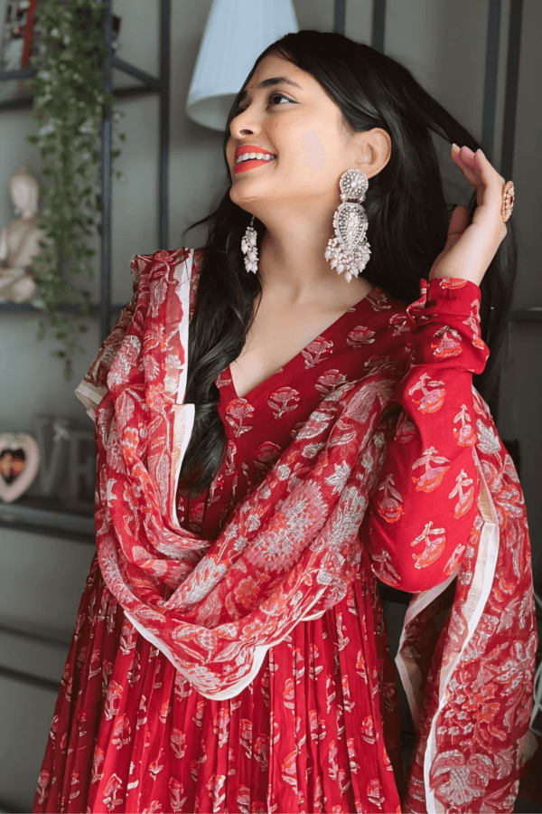 THE RED TRADITIONAL ANARKALI PAIRED WITH CHURIDAR AND DUPATTA - Image 4