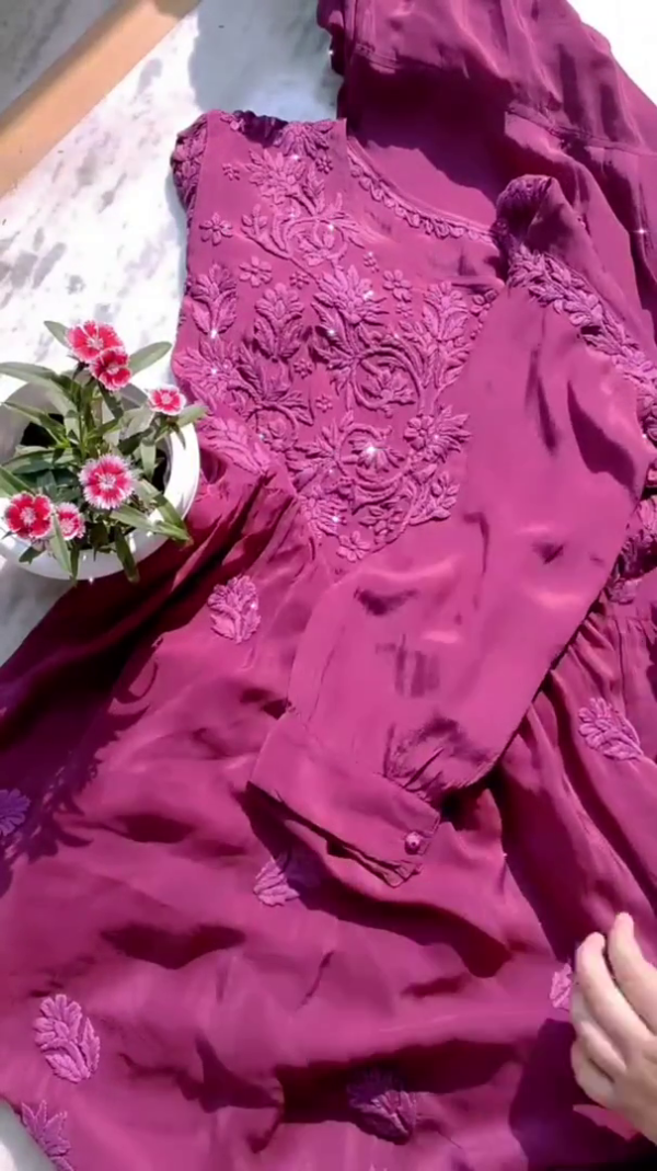 Embroidered Tunic & Trouser / Women Magenta Embroidered Semi-Stitched Dress Material